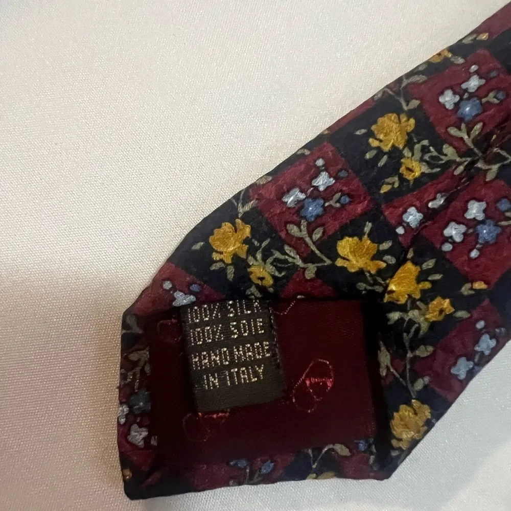 Valentino Cravatte Men’s Silk Luxury Floral Tie Italy Old Money Formal Luxury